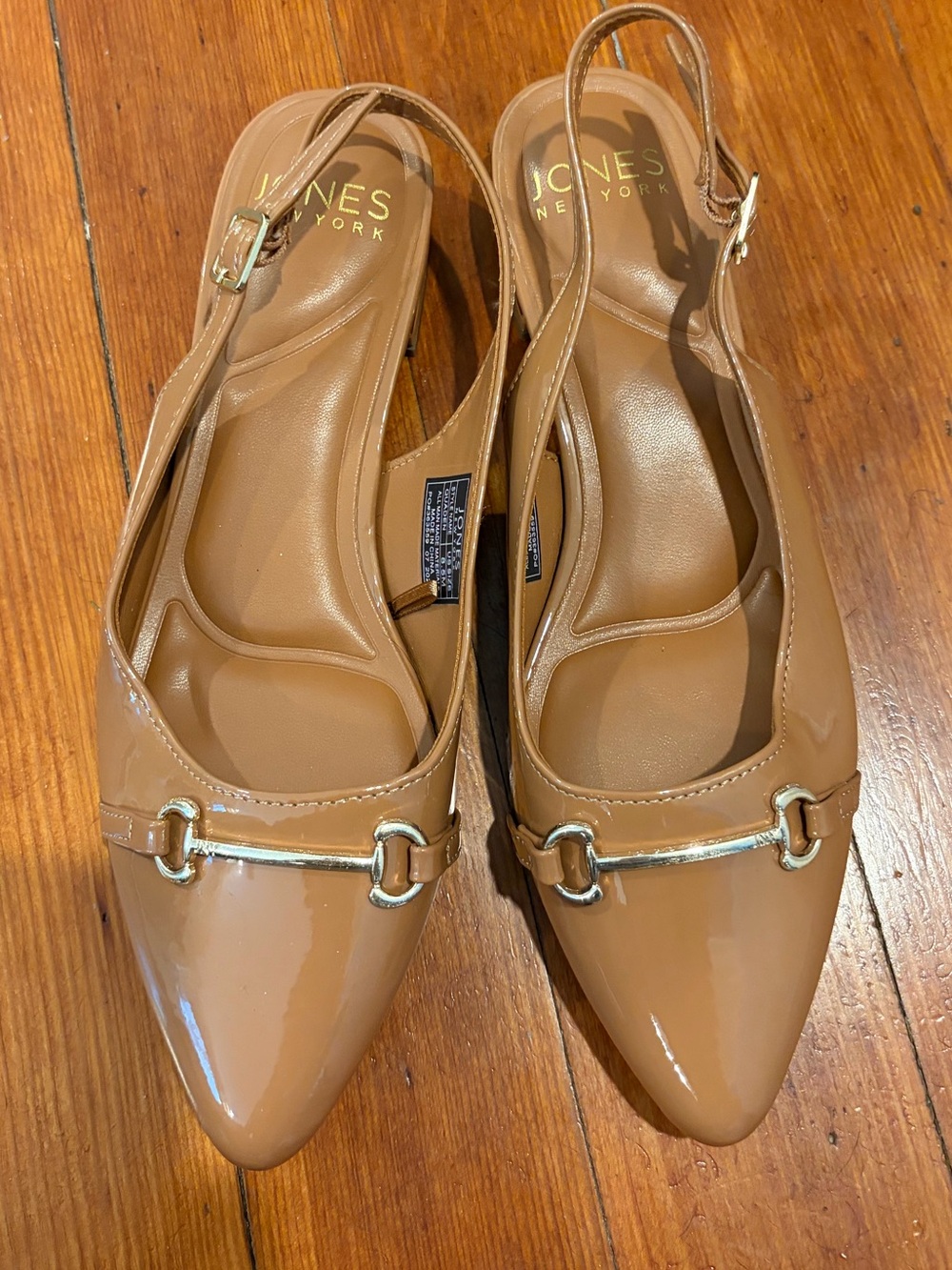 Jones New York Patent Tan Slingback Flats with Gold Hardware